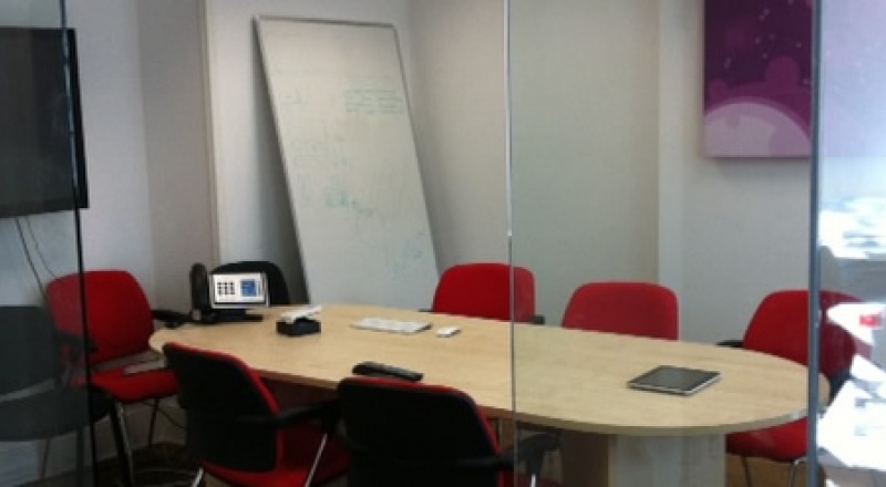 Indulge meeting room space